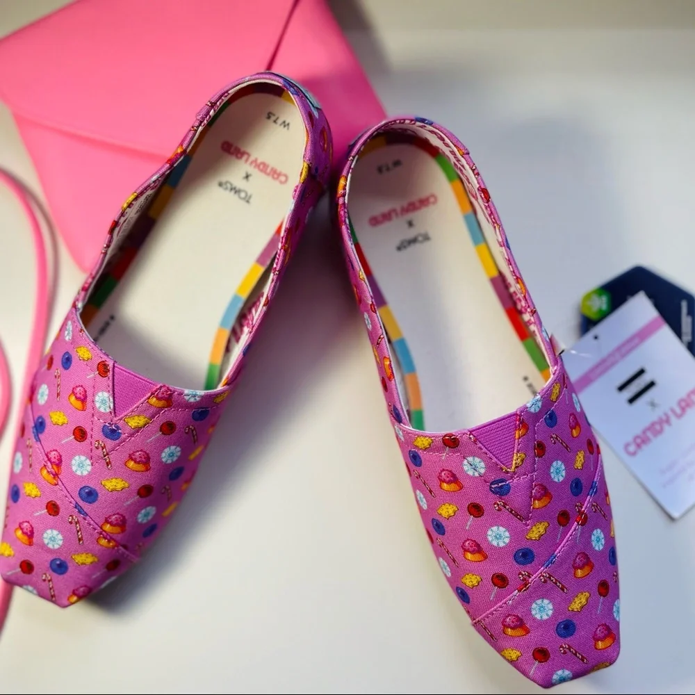 Candy Land TOMS LTD Edition NWT - Picture 3 of 10